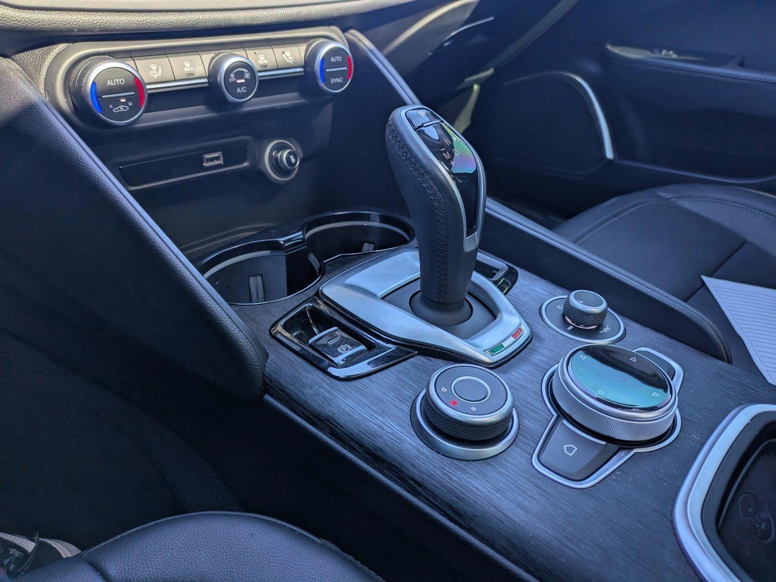 2020 Alfa Romeo Giulia Vehicle Photo in Sarasota, FL 34231