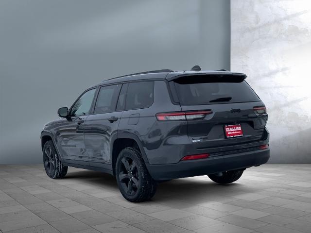 2023 Jeep Grand Cherokee L Limited photo 4