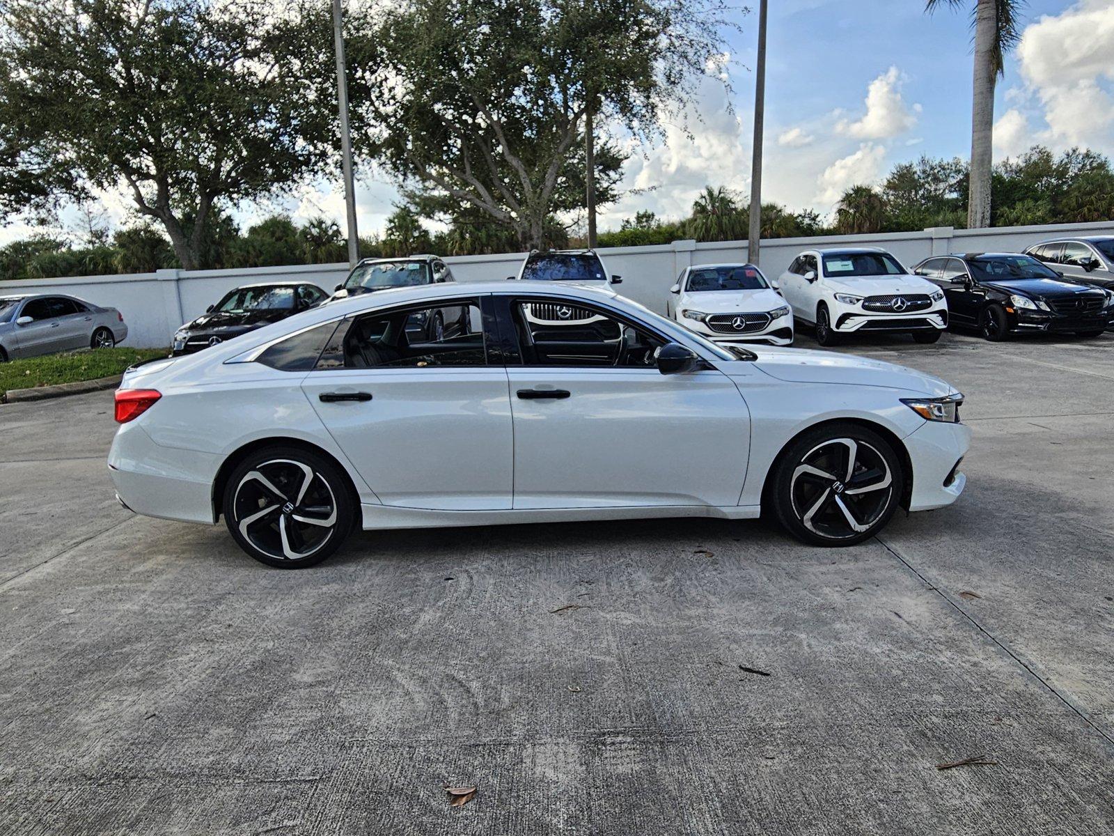 2022 Honda Accord Sedan Vehicle Photo in Pembroke Pines , FL 33027