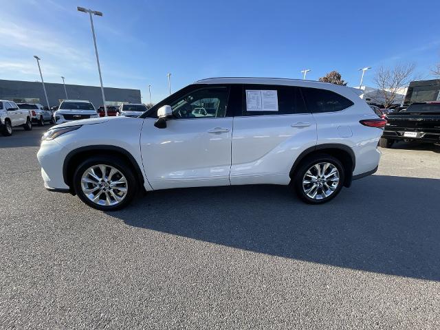 2023 Toyota Highlander Vehicle Photo in BENTONVILLE, AR 72712-4322