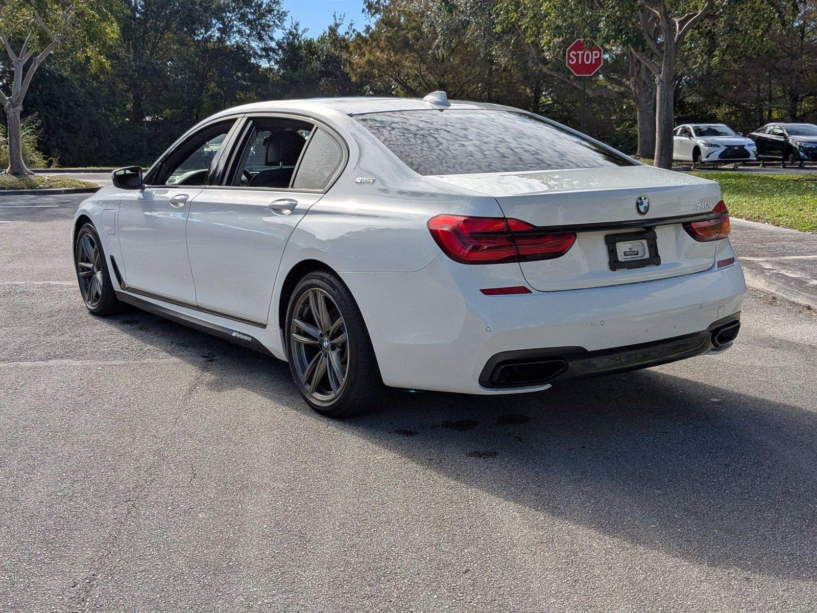 2018 BMW 740e xDrive iPerformance Vehicle Photo in West Palm Beach, FL 33417