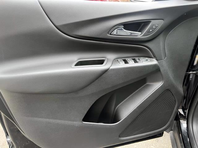 2021 Chevrolet Equinox Vehicle Photo in Roslyn, NY 11576