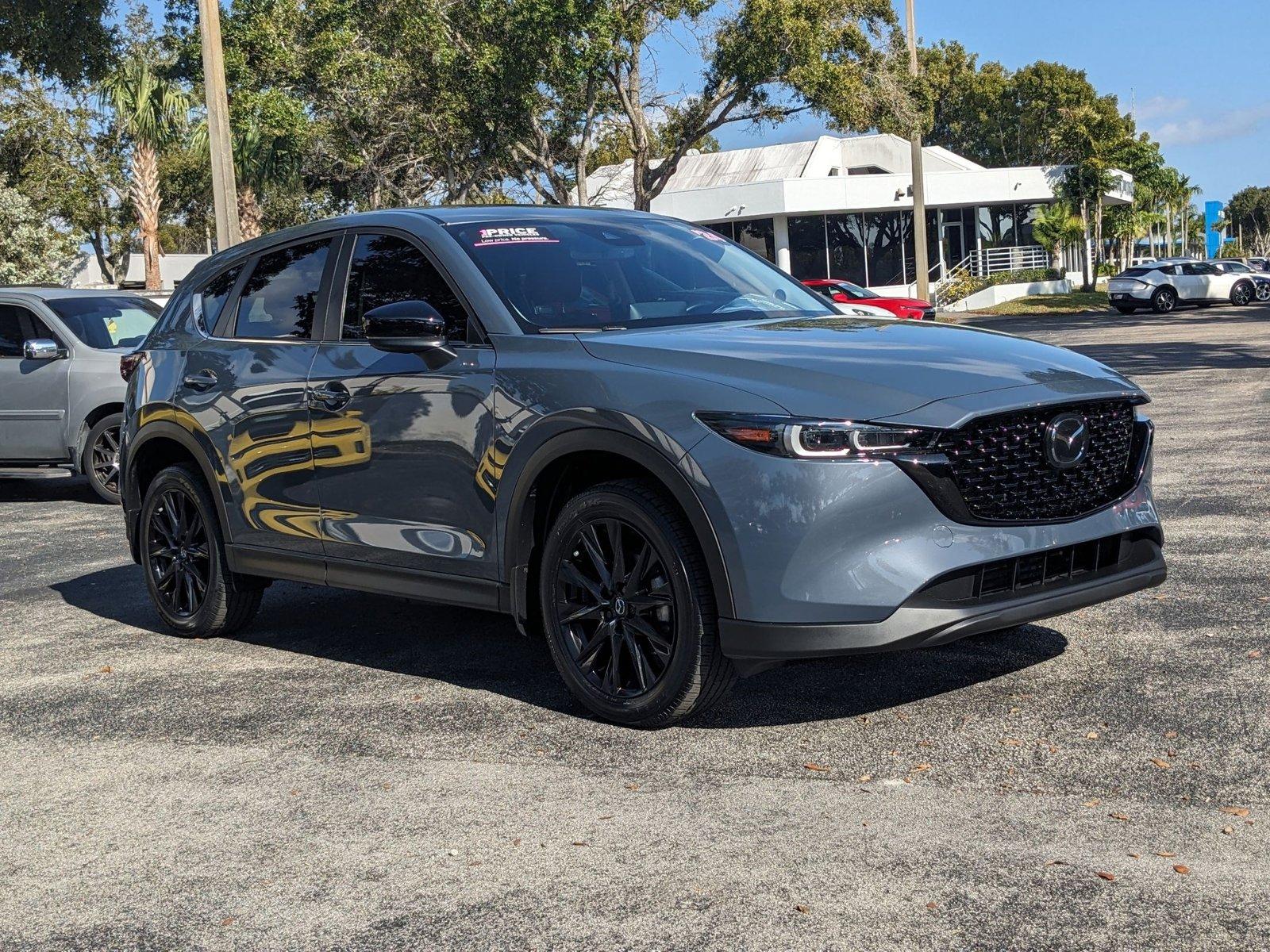 2024 Mazda CX-5 Vehicle Photo in GREENACRES, FL 33463-3207