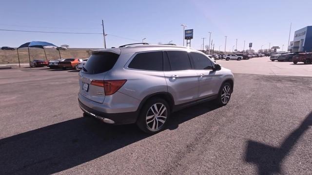 2017 Honda Pilot Vehicle Photo in NEDERLAND, TX 77627-8017