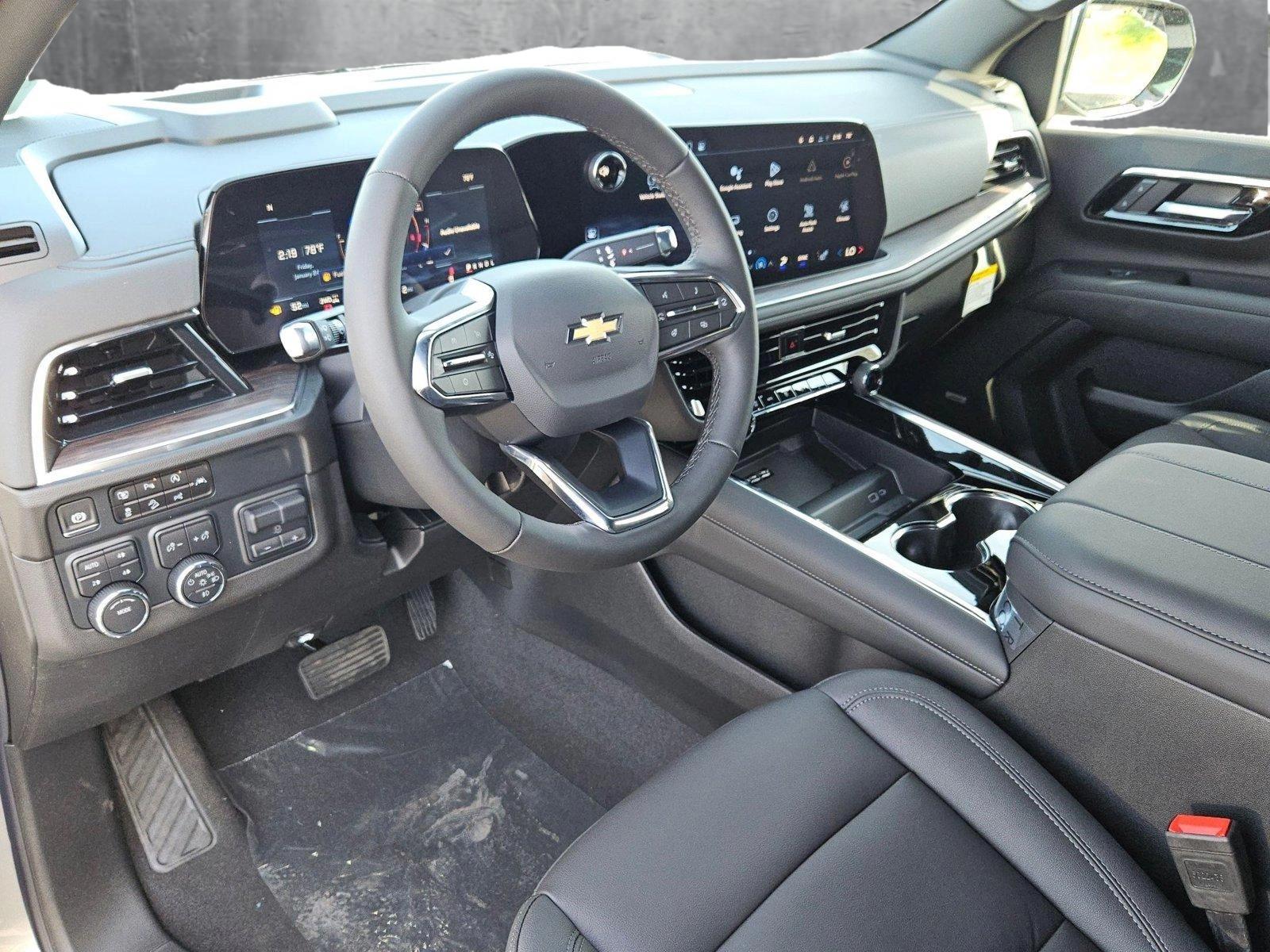 2025 Chevrolet Suburban Vehicle Photo in MESA, AZ 85206-4395