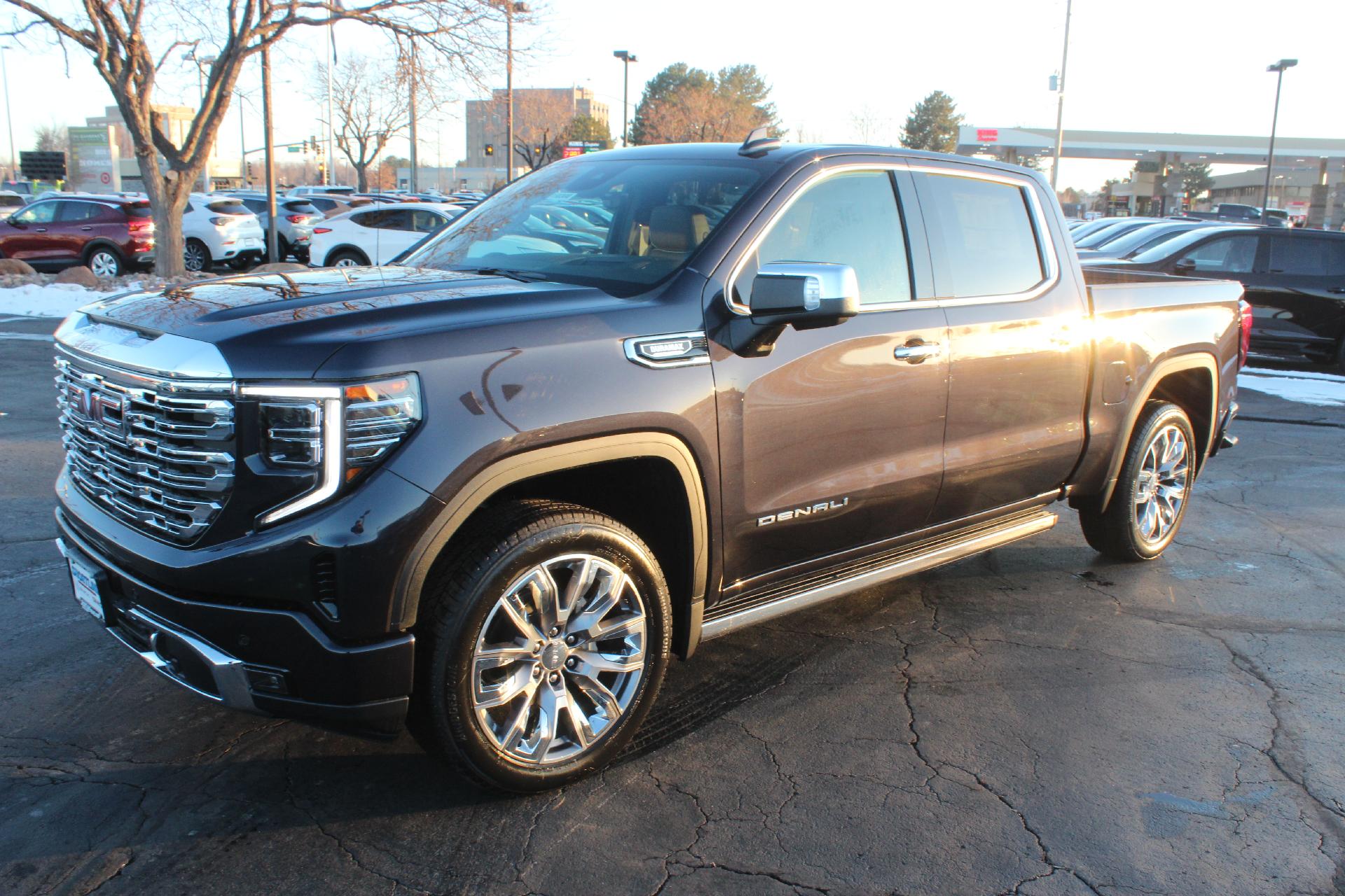 2025 GMC Sierra 1500 Vehicle Photo in AURORA, CO 80012-4011