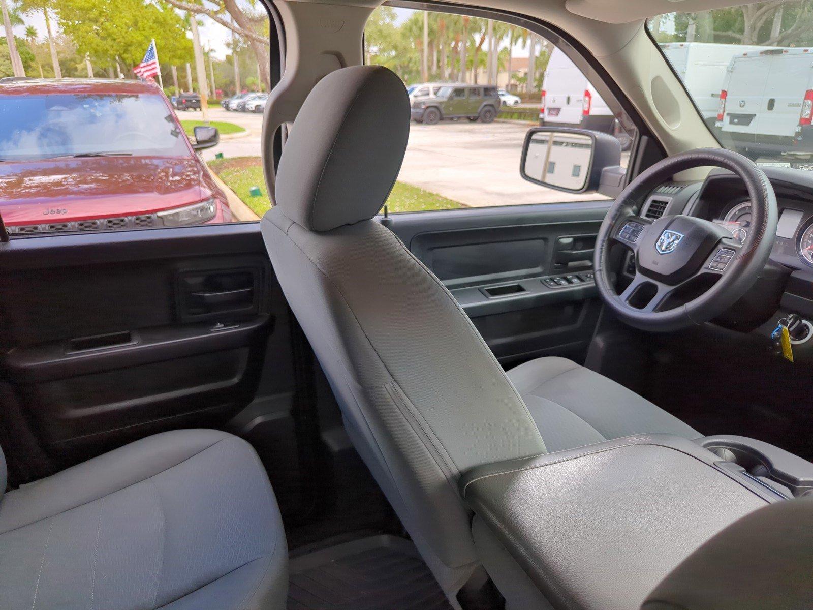 2015 Ram 1500 Vehicle Photo in Pembroke Pines, FL 33027