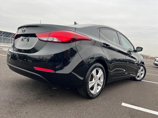 2016 Hyundai ELANTRA Vehicle Photo in Shiloh, IL 62269