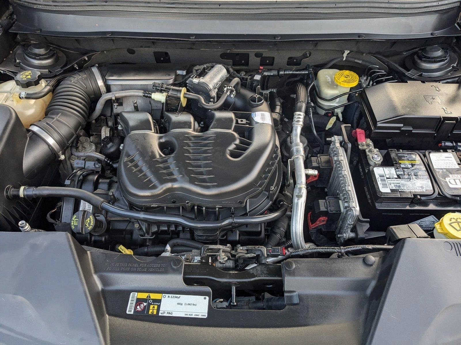 2015 Jeep Cherokee Vehicle Photo in Cockeysville, MD 21030-2508