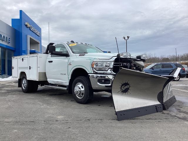 2019 Ram 3500 Chassis Cab Vehicle Photo in Gardner, MA 01440