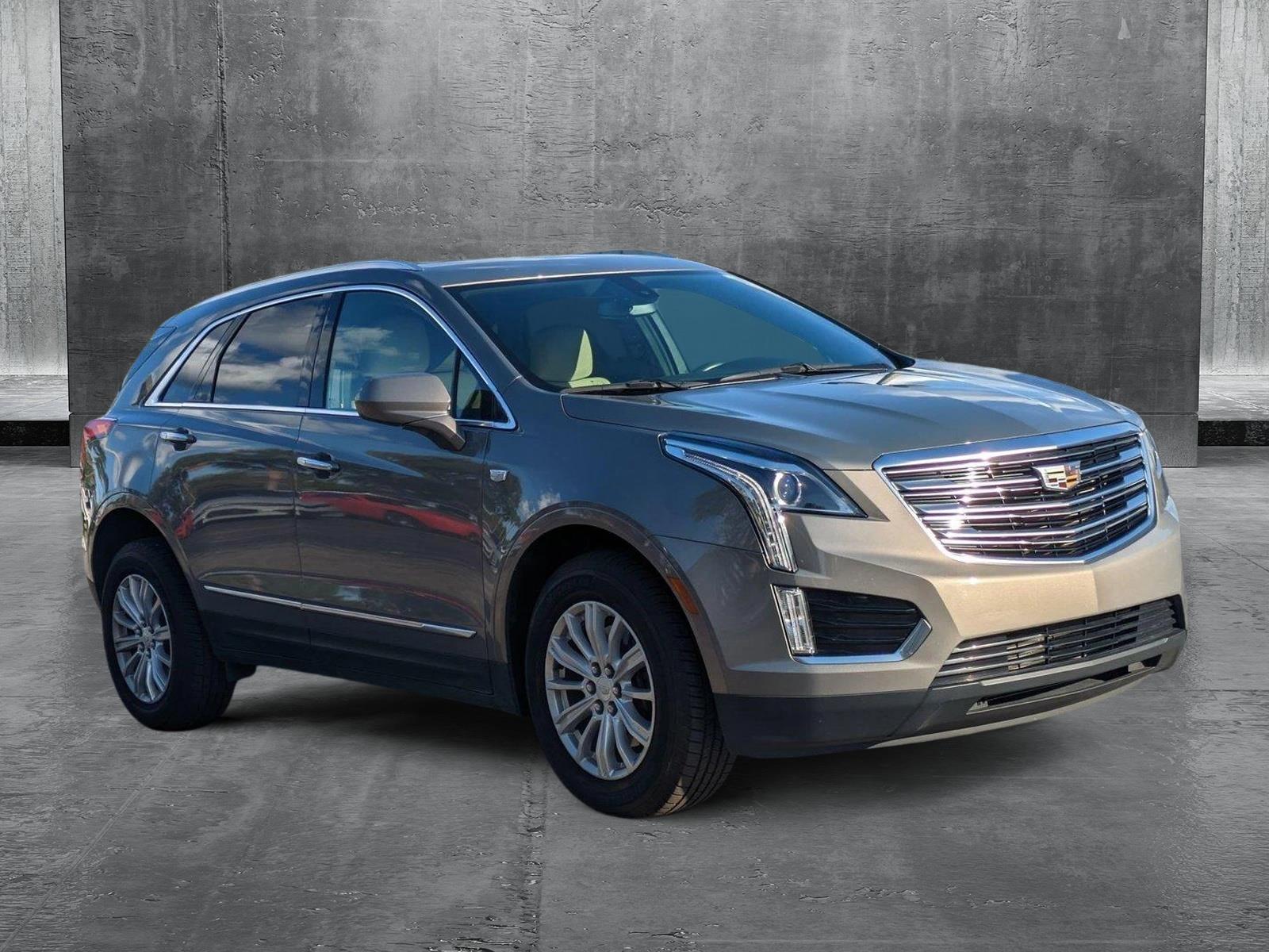 2017 Cadillac XT5 Vehicle Photo in WEST PALM BEACH, FL 33407-3296