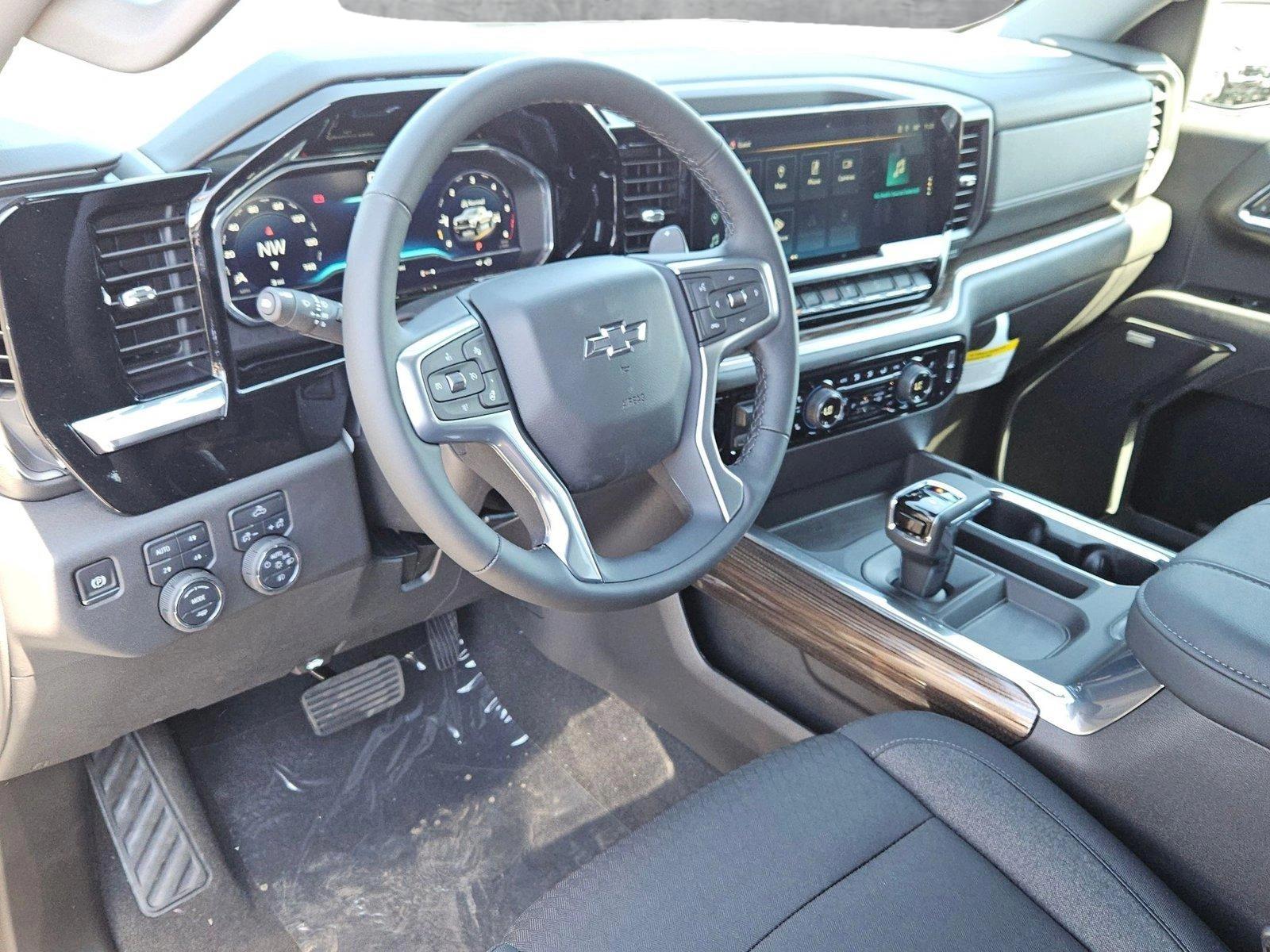 2025 Chevrolet Silverado 1500 Vehicle Photo in MESA, AZ 85206-4395