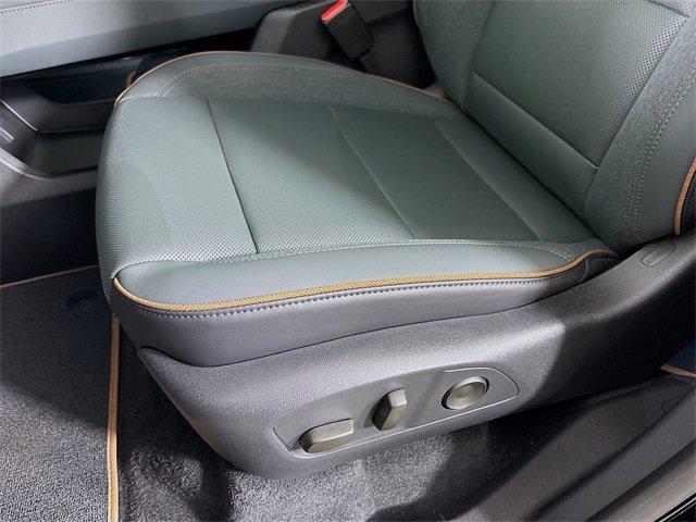 2025 GMC Acadia Vehicle Photo in PUYALLUP, WA 98371-4149