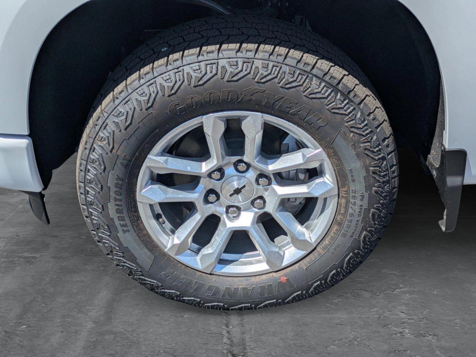 2025 Chevrolet Silverado 1500 Vehicle Photo in GILBERT, AZ 85297-0446