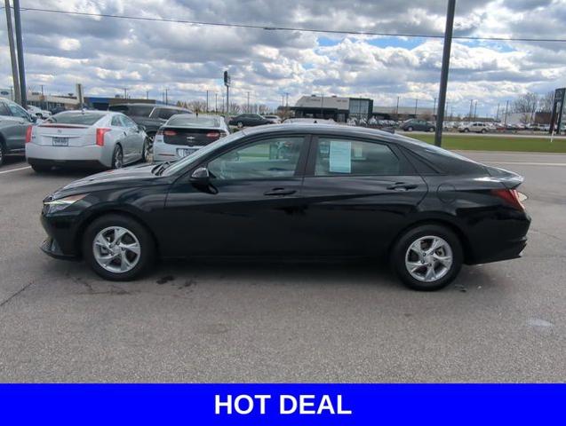 2021 Hyundai ELANTRA Vehicle Photo in Merrillville, IN 46410