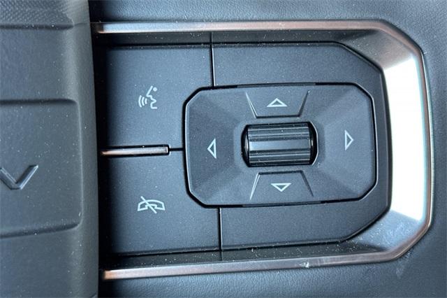 2025 GMC HUMMER EV SUV Vehicle Photo in ELK GROVE, CA 95757-8703