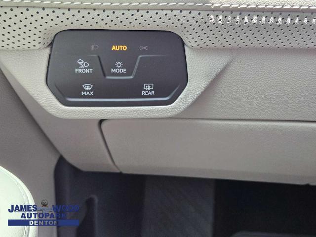 2025 Volkswagen Atlas Vehicle Photo in DENTON, TX 76210-9321