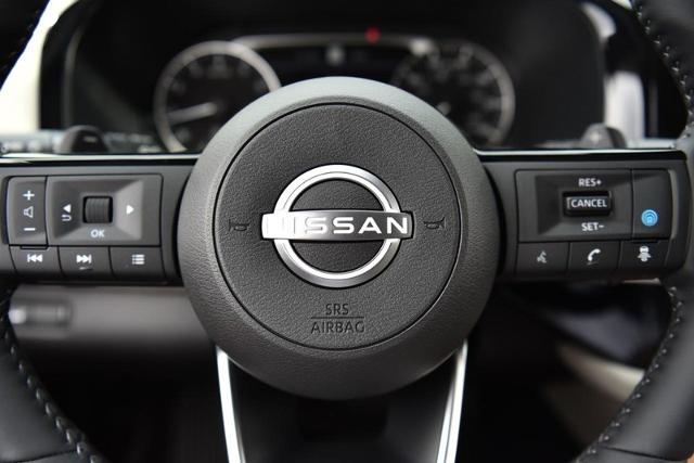 2025 Nissan Pathfinder Vehicle Photo in Ballwin, MO 63011
