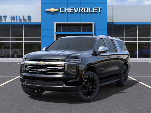 2025 Chevrolet Suburban Vehicle Photo in Roslyn, NY 11576
