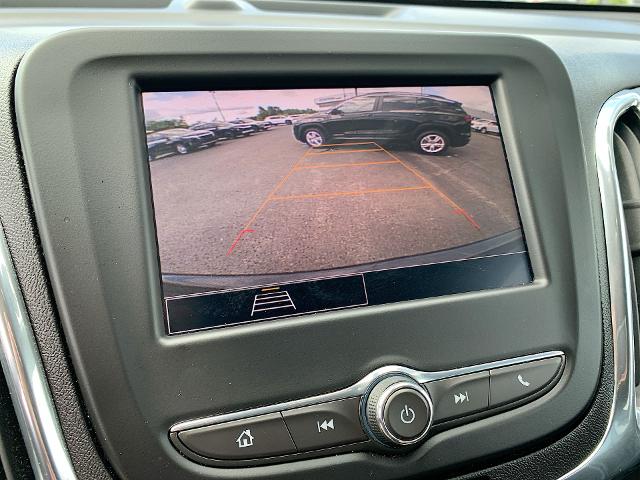 2023 Chevrolet Equinox Vehicle Photo in MOON TOWNSHIP, PA 15108-2571