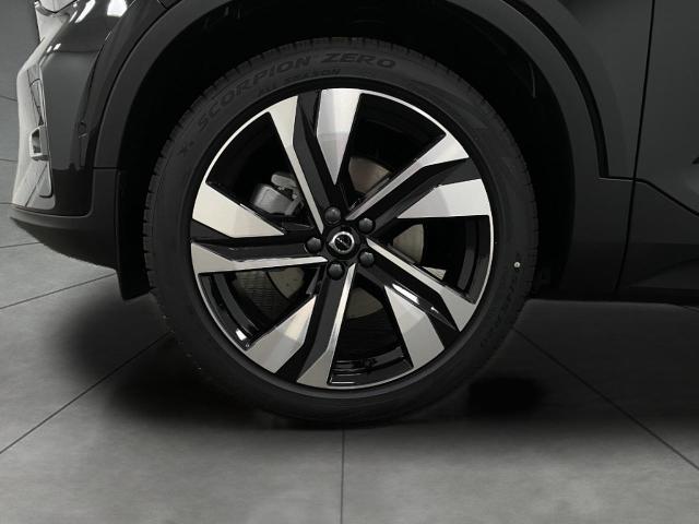 2025 Volvo XC40 Vehicle Photo in Appleton, WI 54913
