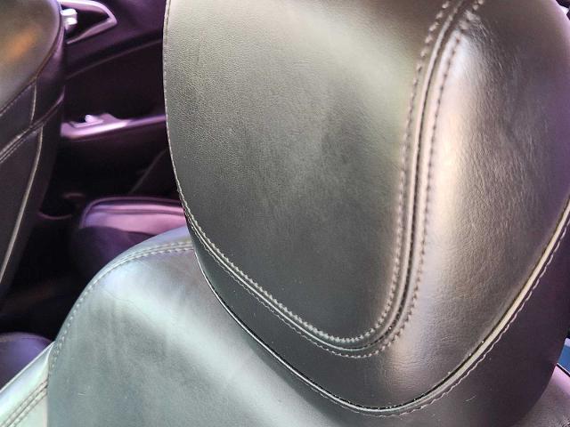 2017 Chrysler 200 Vehicle Photo in DENTON, TX 76210-9321