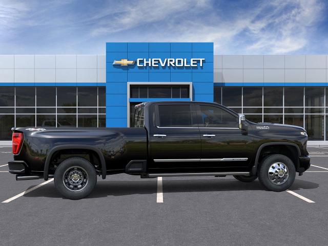 2025 Chevrolet Silverado 3500 HD Vehicle Photo in BETHLEHEM, PA 18017-9401