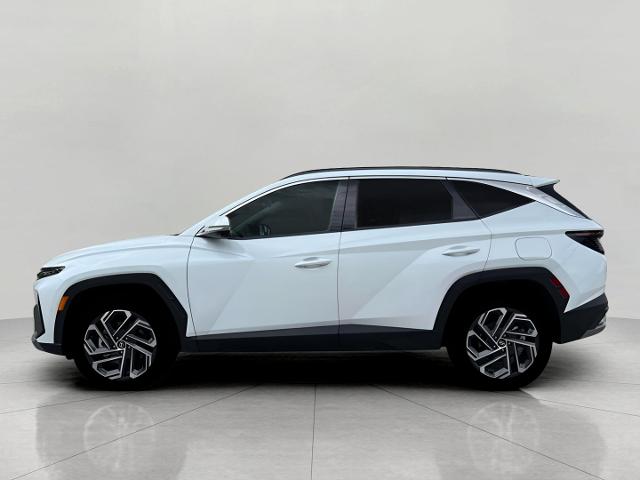 2025 Hyundai TUCSON Hybrid Vehicle Photo in Green Bay, WI 54304
