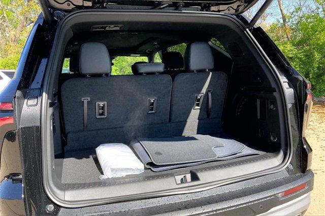 2025 Chevrolet Traverse Vehicle Photo in KANSAS CITY, MO 64114-4502