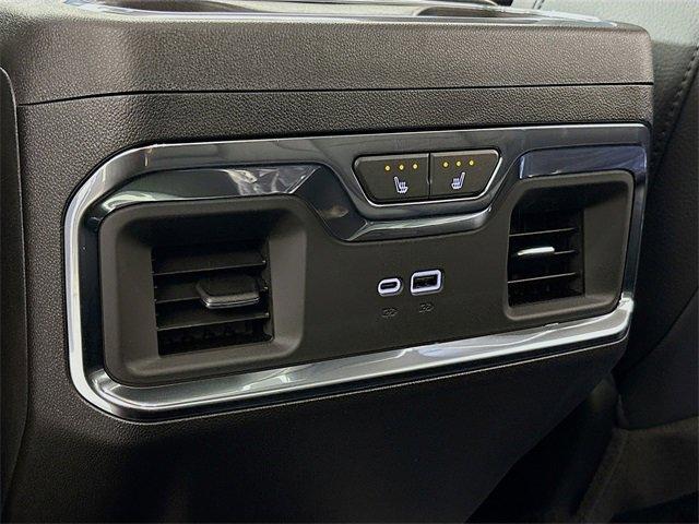 2025 GMC Sierra 3500 HD Vehicle Photo in PUYALLUP, WA 98371-4149