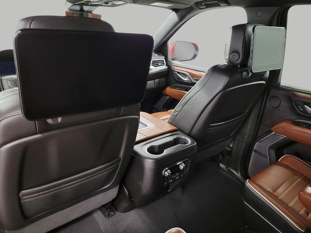 2023 GMC Yukon XL Vehicle Photo in Neenah, WI 54956