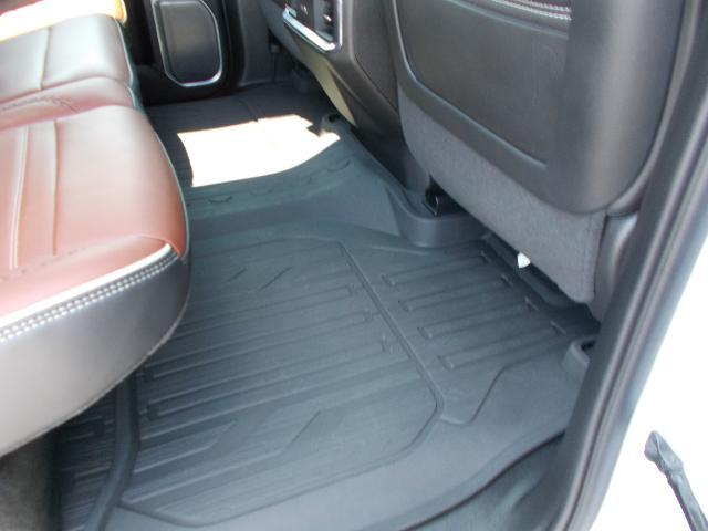 2024 GMC Sierra 2500 HD Vehicle Photo in LOWELL, MA 01852-4336