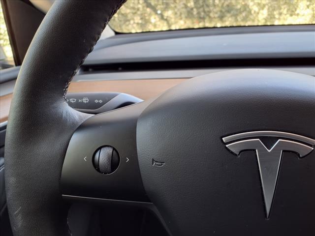 2023 Tesla Model Y Vehicle Photo in SAN ANTONIO, TX 78230-1001