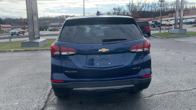 2022 Chevrolet Equinox Vehicle Photo in MOON TOWNSHIP, PA 15108-2571