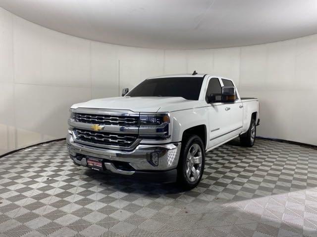 2017 Chevrolet Silverado 1500 Vehicle Photo in MEDINA, OH 44256-9001