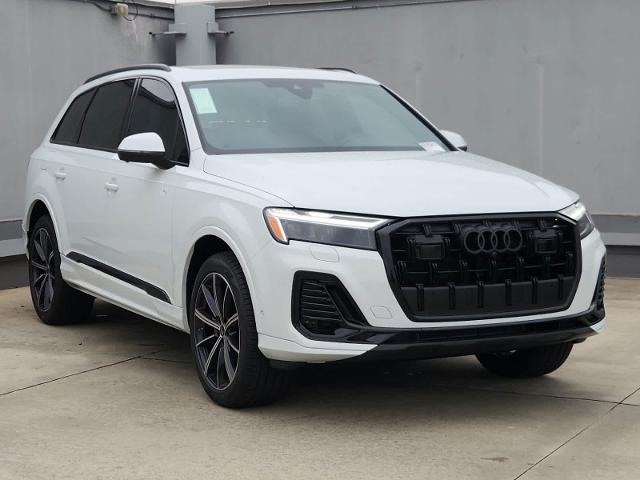 2025 Audi Q7 Vehicle Photo in SUGAR LAND, TX 77478