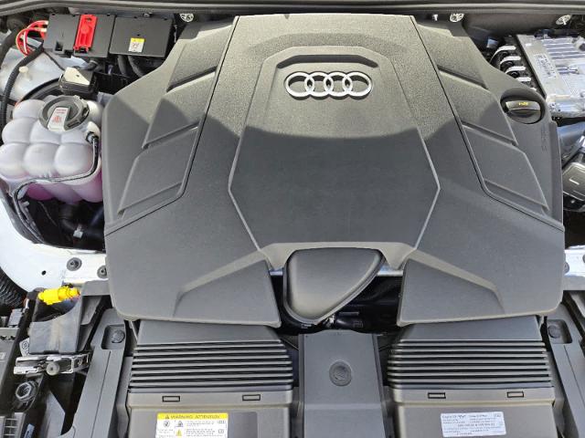 2025 Audi Q7 Vehicle Photo in SUGAR LAND, TX 77478