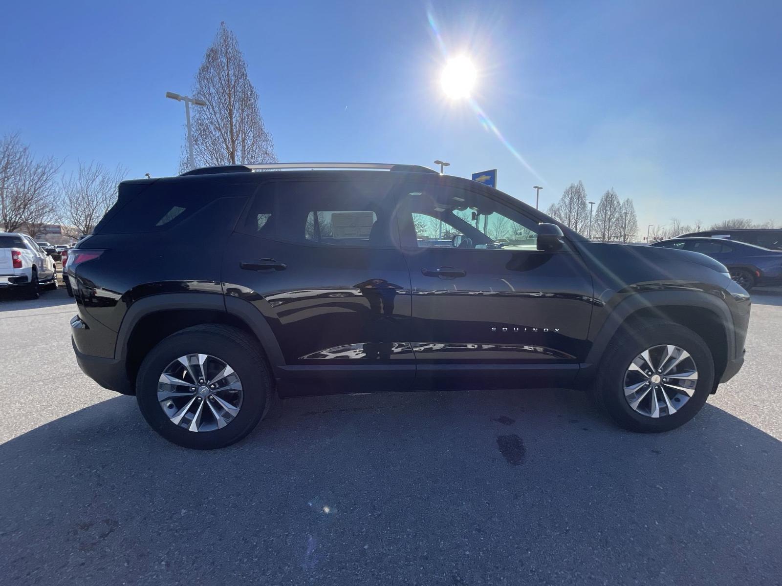 2025 Chevrolet Equinox Vehicle Photo in BENTONVILLE, AR 72712-4322