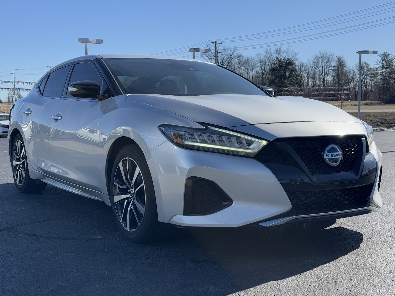 2021 Nissan Maxima Vehicle Photo in BOONVILLE, IN 47601-9633