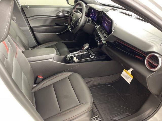 2025 Chevrolet Trax Vehicle Photo in PHOENIX, AZ 85014-3381