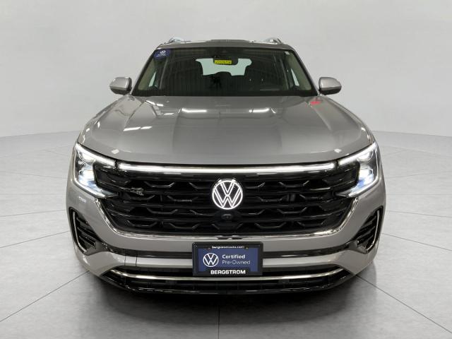 2024 Volkswagen Atlas Vehicle Photo in Oshkosh, WI 54904