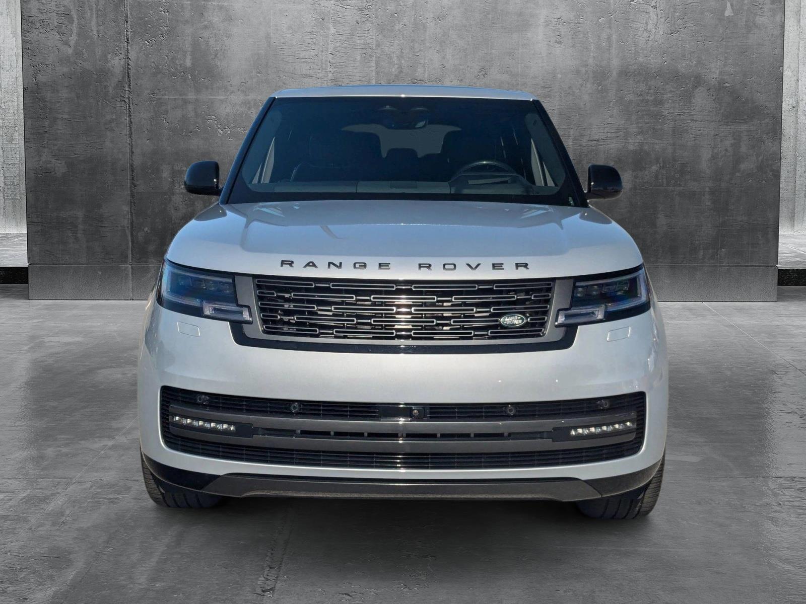 2024 Land Rover Range Rover Vehicle Photo in Cockeysville, MD 21030