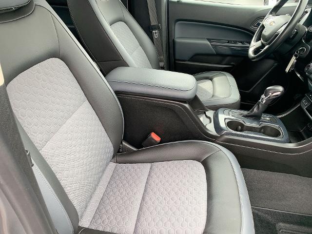 2022 Chevrolet Colorado Vehicle Photo in MOON TOWNSHIP, PA 15108-2571