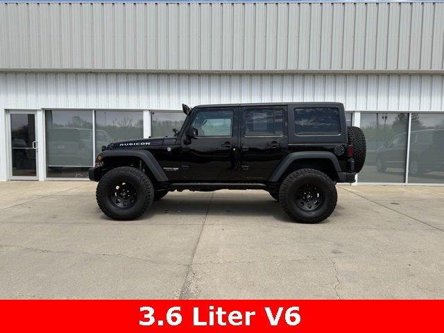 Used 2018 Jeep Wrangler JK Unlimited Rubicon with VIN 1C4BJWFG7JL840631 for sale in Beresford, SD
