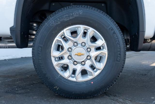 2025 Chevrolet Silverado 2500 HD Vehicle Photo in PLYMOUTH, MA 02360-4801