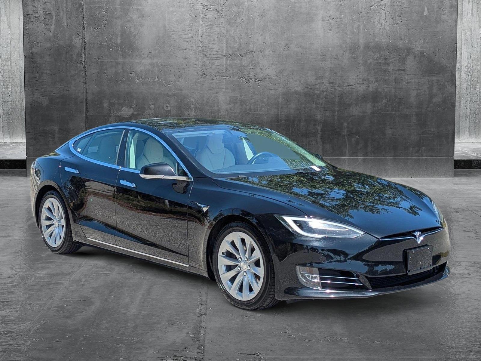 2017 Tesla Model S Vehicle Photo in Sarasota, FL 34231