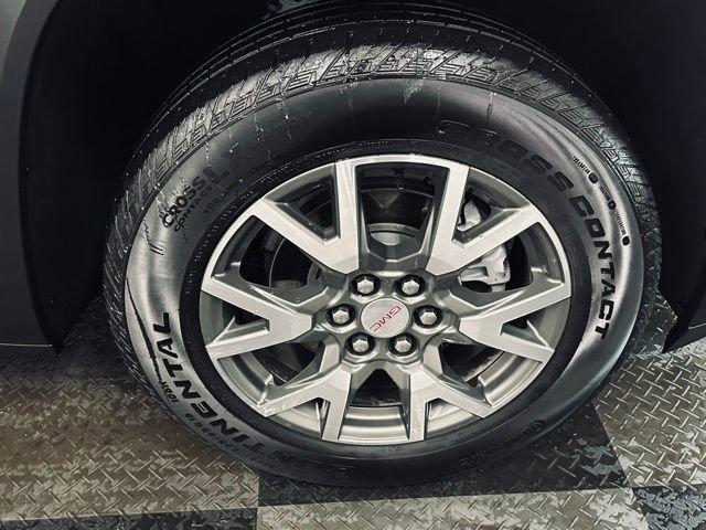 2022 GMC Acadia Vehicle Photo in MEDINA, OH 44256-9631