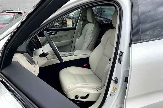 2025 Volvo XC60 Plug-In Hybrid Vehicle Photo in Grapevine, TX 76051