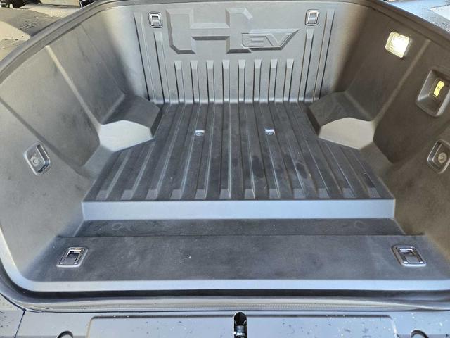 2025 GMC HUMMER EV SUV Vehicle Photo in DALLAS, TX 75209-3016