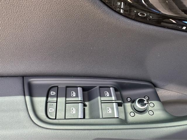 2025 Audi Q7 Vehicle Photo in HOUSTON, TX 77090